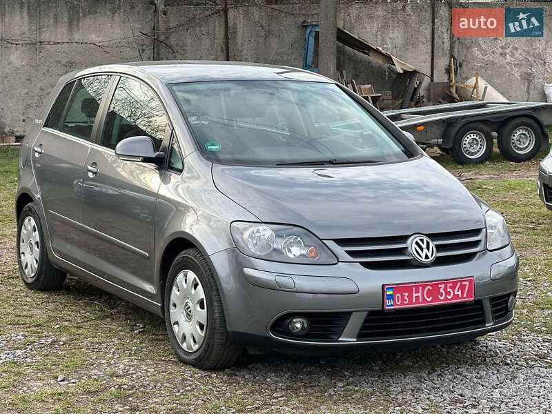 Хетчбек Volkswagen Golf Plus 2007 в Чернівцях фото 3 Хетчбек Volkswagen Golf Plus 2007 в Чернівцях