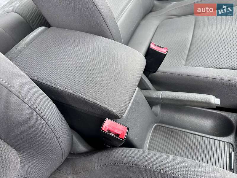 Хэтчбек Volkswagen Golf Plus 2006 в Кропивницком