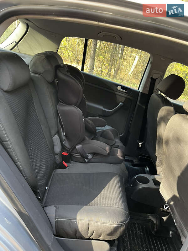 Хэтчбек Volkswagen Golf Plus 2006 в Лебедине