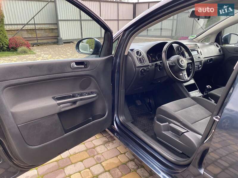 Хетчбек Volkswagen Golf Plus 2009 в Нововолинську