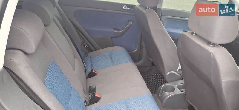 Хетчбек Volkswagen Golf Plus 2005 в Ірпені