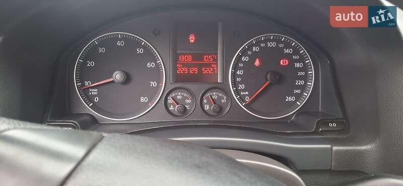 Хетчбек Volkswagen Golf Plus 2005 в Ірпені