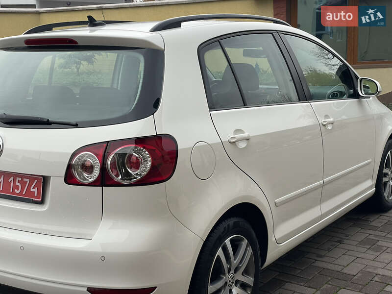 Хэтчбек Volkswagen Golf Plus 2010 в Виноградове