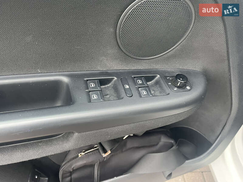 Хэтчбек Volkswagen Golf Plus 2010 в Виноградове