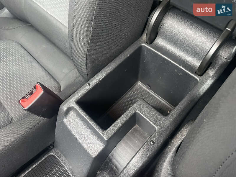 Хэтчбек Volkswagen Golf Plus 2010 в Виноградове