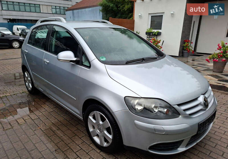 Хэтчбек Volkswagen Golf Plus 2008 в Луцке