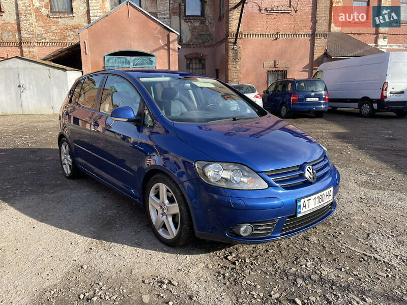 Хэтчбек Volkswagen Golf Plus 2005 в Коломые фото Хэтчбек Volkswagen Golf Plus 2005 в Коломые