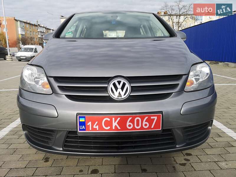 Хэтчбек Volkswagen Golf Plus 2008 в Калуше
