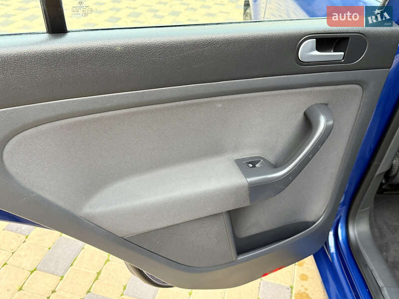 Хетчбек Volkswagen Golf Plus 2006 в Могилів-Подільському