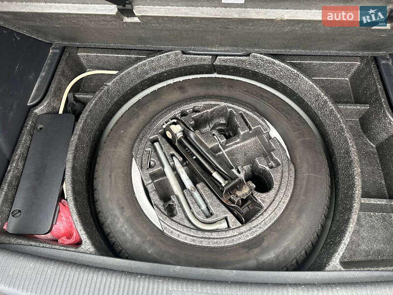 Хэтчбек Volkswagen Golf Plus 2006 в Сарнах