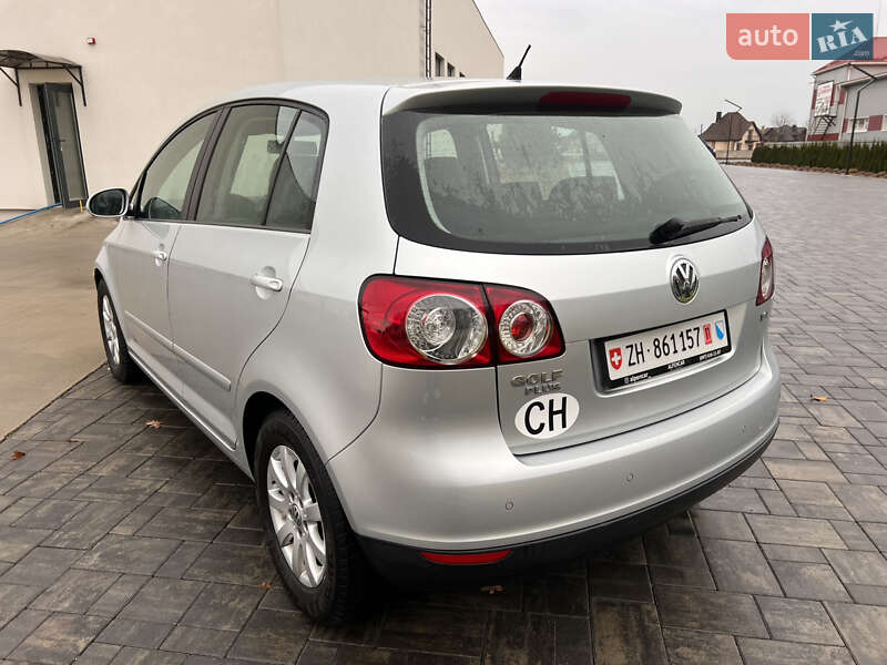 Хетчбек Volkswagen Golf Plus 2009 в Луцьку фото 4 Хетчбек Volkswagen Golf Plus 2009 в Луцьку
