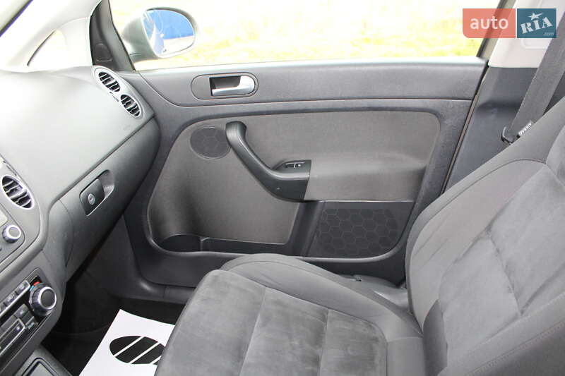 Хэтчбек Volkswagen Golf Plus 2010 в Дрогобыче