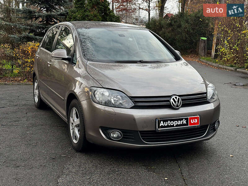 Хэтчбек Volkswagen Golf Plus 2011 в Киеве фото 3 Хэтчбек Volkswagen Golf Plus 2011 в Киеве