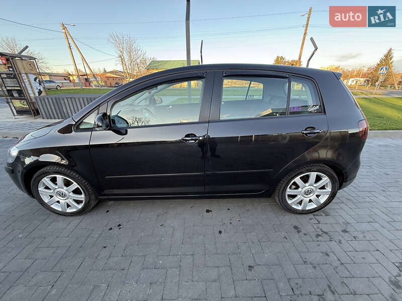 Хэтчбек Volkswagen Golf Plus 2006 в Лубнах