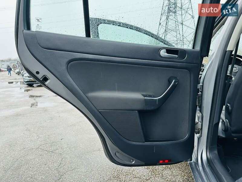 Хетчбек Volkswagen Golf Plus 2009 в Харкові