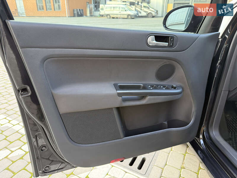 Хэтчбек Volkswagen Golf Plus 2008 в Коломые фото 21 Хэтчбек Volkswagen Golf Plus 2008 в Коломые