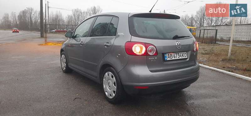 Хэтчбек Volkswagen Golf Plus 2006 в Киеве