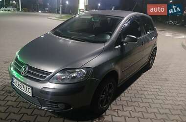 Хетчбек Volkswagen Golf Plus 2006 в Києві