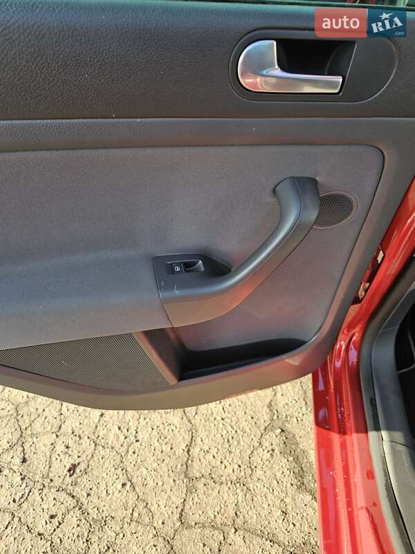 Хэтчбек Volkswagen Golf Plus 2009 в Полтаве фото 35 Хэтчбек Volkswagen Golf Plus 2009 в Полтаве