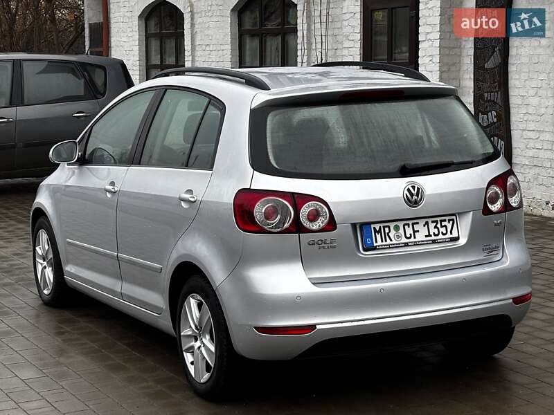 Хэтчбек Volkswagen Golf Plus 2010 в Красилове