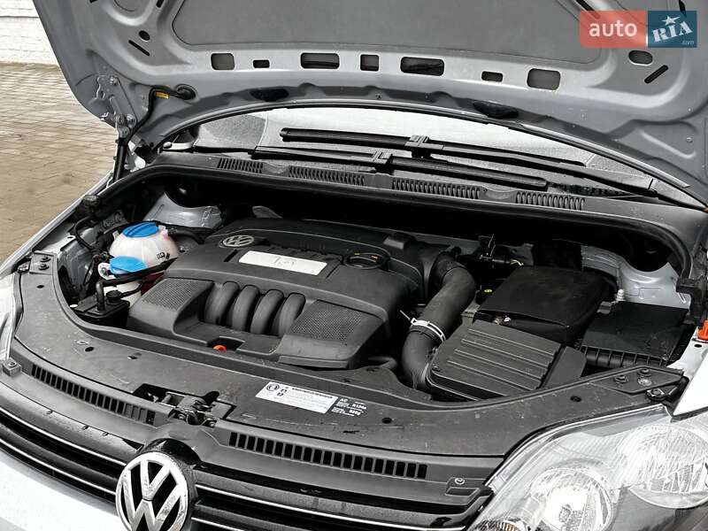 Хэтчбек Volkswagen Golf Plus 2010 в Красилове