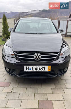 Хетчбек Volkswagen Golf Plus 2008 в Сваляві