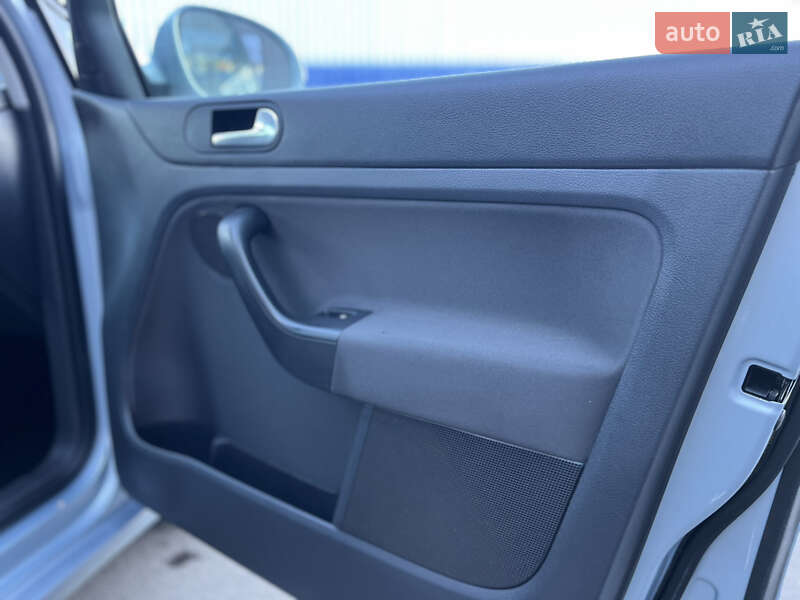 Хэтчбек Volkswagen Golf Plus 2008 в Мукачево