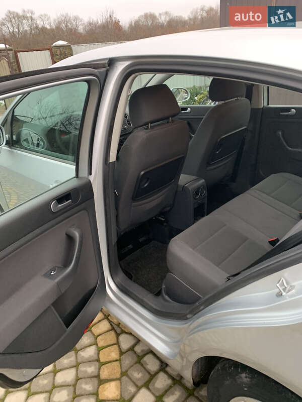 Хэтчбек Volkswagen Golf Plus 2006 в Ивано-Франковске фото 8 Хэтчбек Volkswagen Golf Plus 2006 в Ивано-Франковске