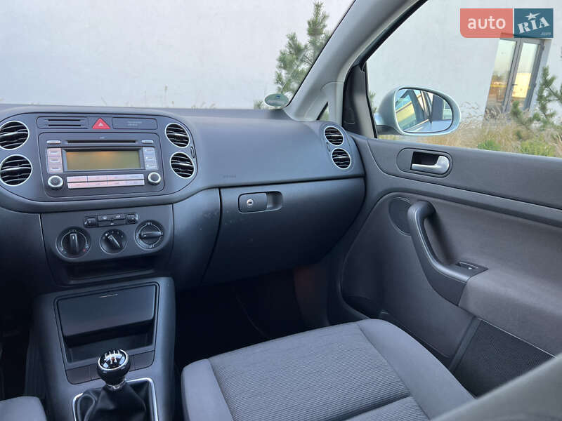 Хэтчбек Volkswagen Golf Plus 2008 в Луцке