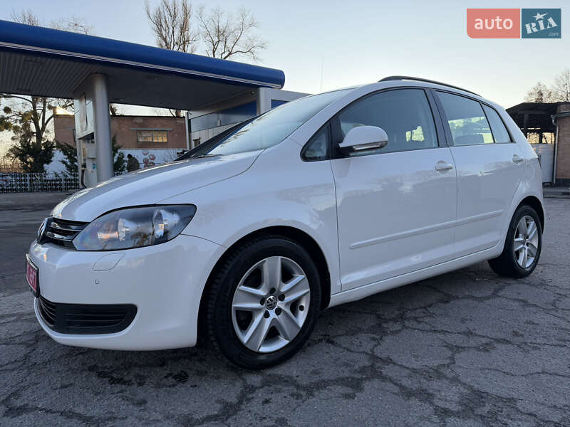 Хэтчбек Volkswagen Golf Plus 2010 в Лубнах
