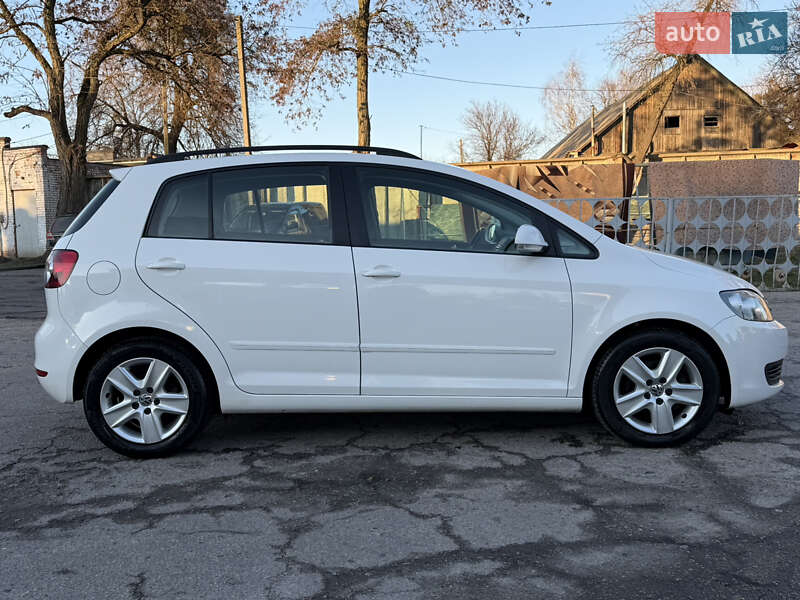 Хэтчбек Volkswagen Golf Plus 2010 в Лубнах