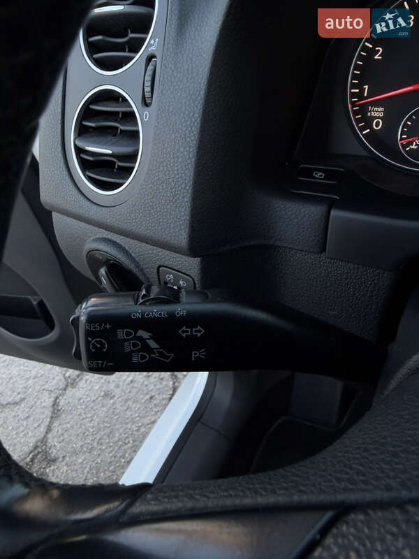 Хэтчбек Volkswagen Golf Plus 2010 в Лубнах