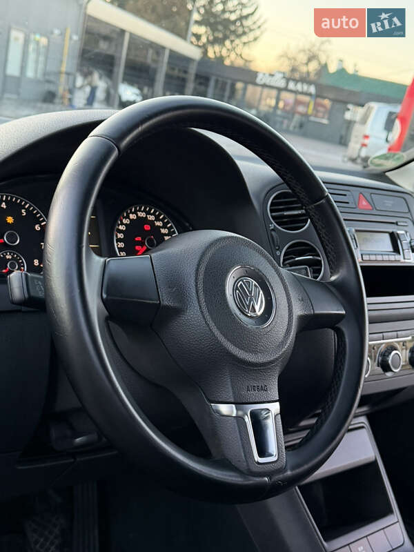 Хэтчбек Volkswagen Golf Plus 2010 в Лубнах