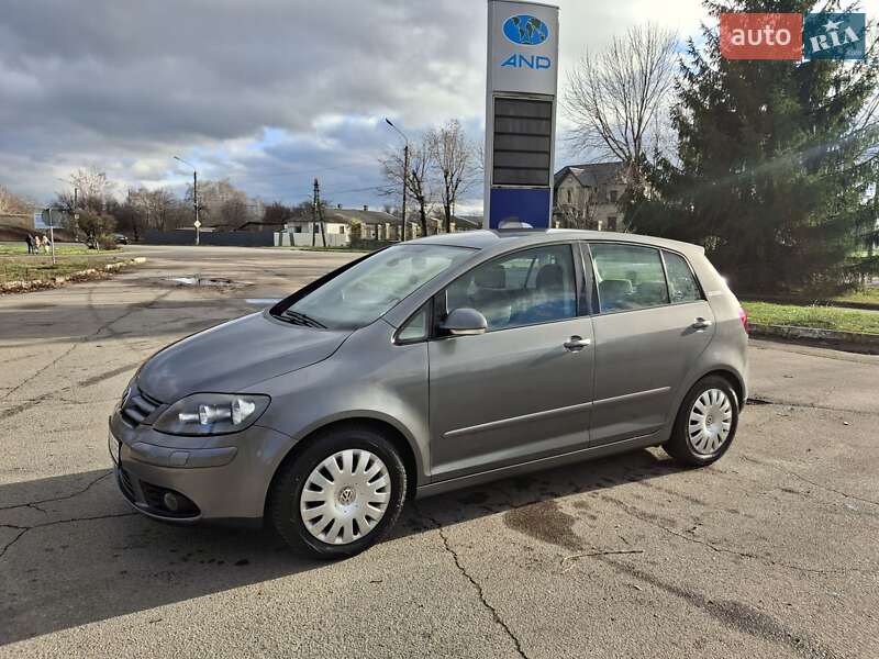 Хэтчбек Volkswagen Golf Plus 2006 в Конотопе