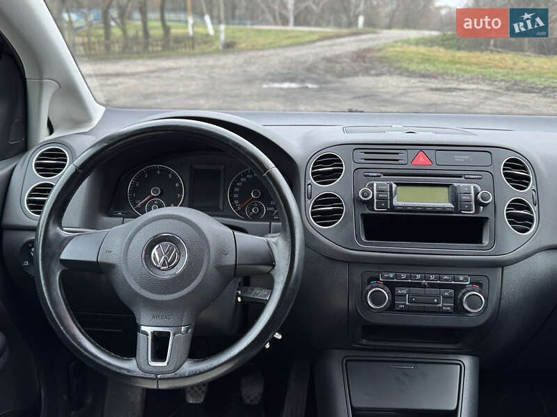 Хетчбек Volkswagen Golf Plus 2009 в Конотопі