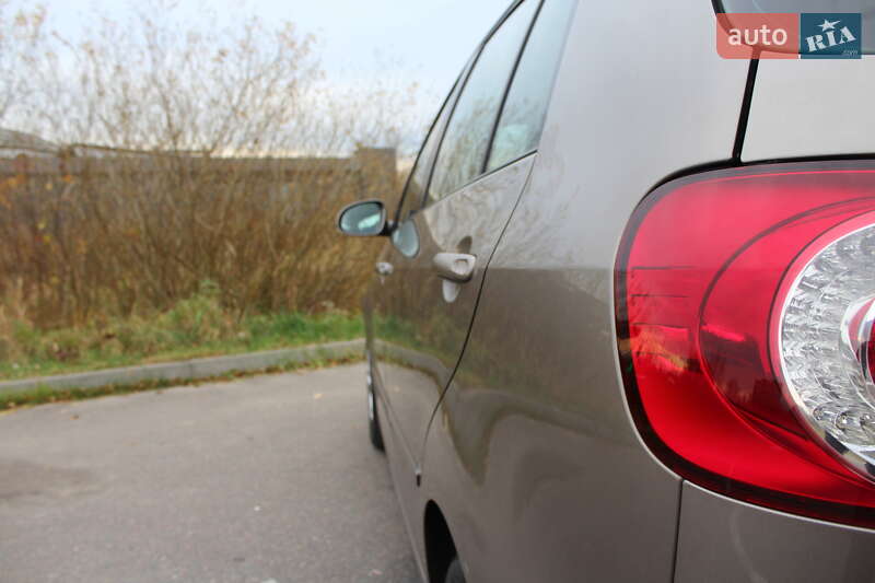 Хэтчбек Volkswagen Golf Plus 2010 в Трускавце фото 31 Хэтчбек Volkswagen Golf Plus 2010 в Трускавце