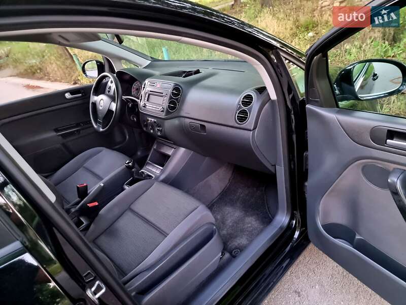 Хэтчбек Volkswagen Golf Plus 2006 в Харькове