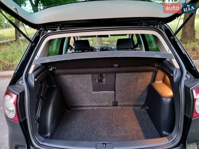 Хэтчбек Volkswagen Golf Plus 2006 в Харькове