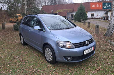 Хетчбек Volkswagen Golf Plus 2011 в Ужгороді