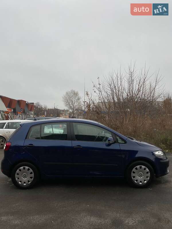 Хэтчбек Volkswagen Golf Plus 2005 в Чернигове
