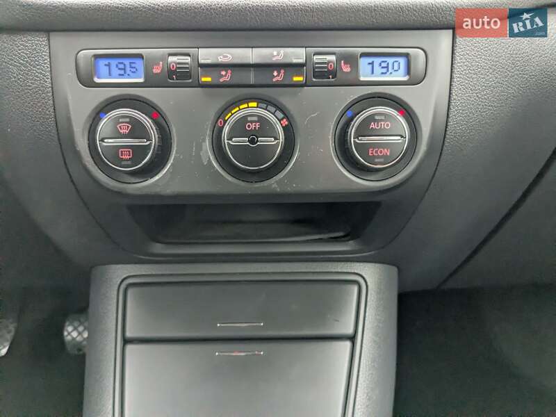 Хетчбек Volkswagen Golf Plus 2005 в Звягелі фото 40 Хетчбек Volkswagen Golf Plus 2005 в Звягелі