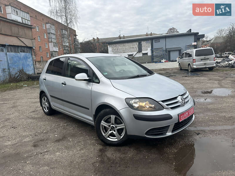 Хэтчбек Volkswagen Golf Plus 2005 в Нежине