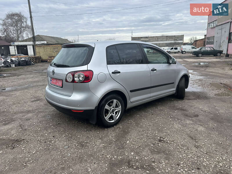 Хэтчбек Volkswagen Golf Plus 2005 в Нежине
