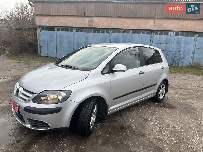 Хэтчбек Volkswagen Golf Plus 2005 в Нежине