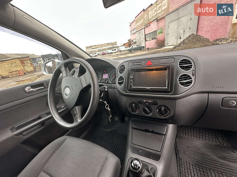 Хэтчбек Volkswagen Golf Plus 2005 в Нежине