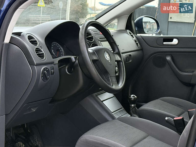 Хетчбек Volkswagen Golf Plus 2006 в Стрию