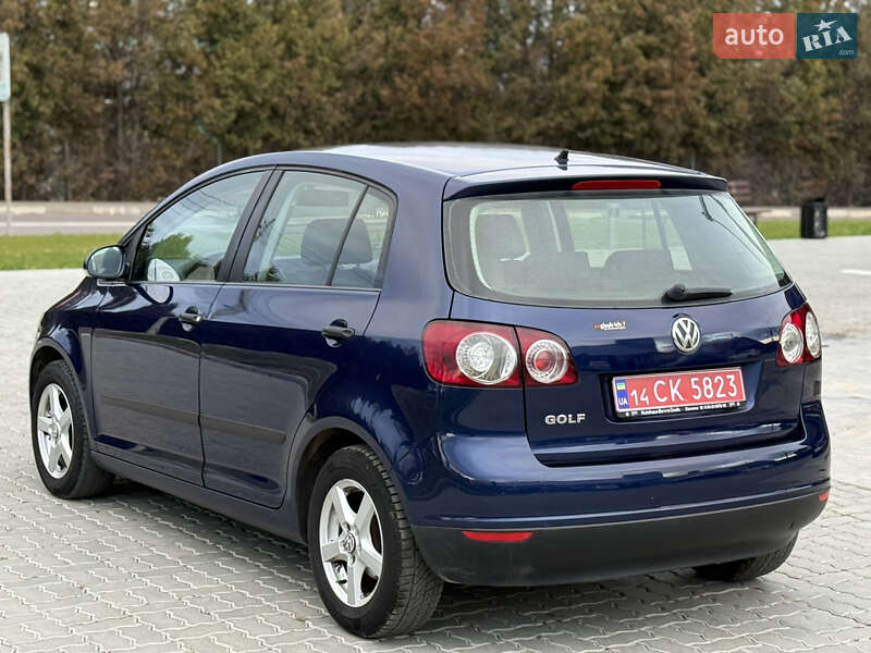 Хетчбек Volkswagen Golf Plus 2006 в Стрию