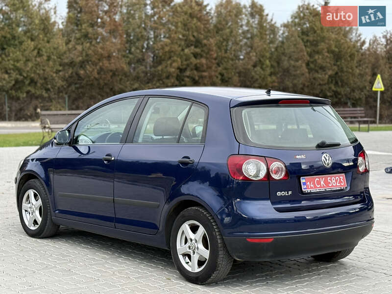 Хетчбек Volkswagen Golf Plus 2006 в Стрию