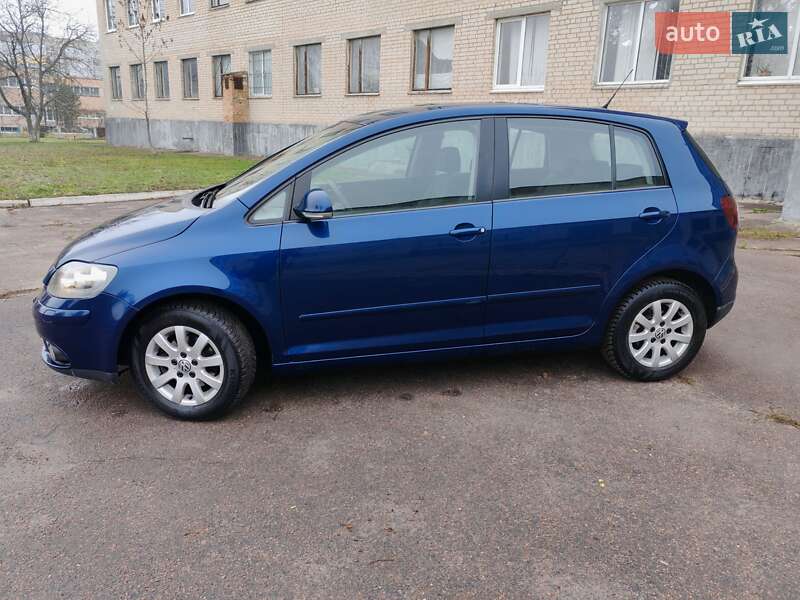 Хэтчбек Volkswagen Golf Plus 2006 в Александрие