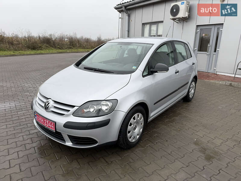 Хэтчбек Volkswagen Golf Plus 2006 в Луцке